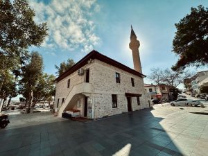 kaş merkez süleyman çavuş camisi