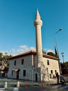 kaş merkez süleyman çavuş camisi