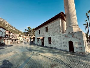 kaş merkez süleyman çavuş camisi
